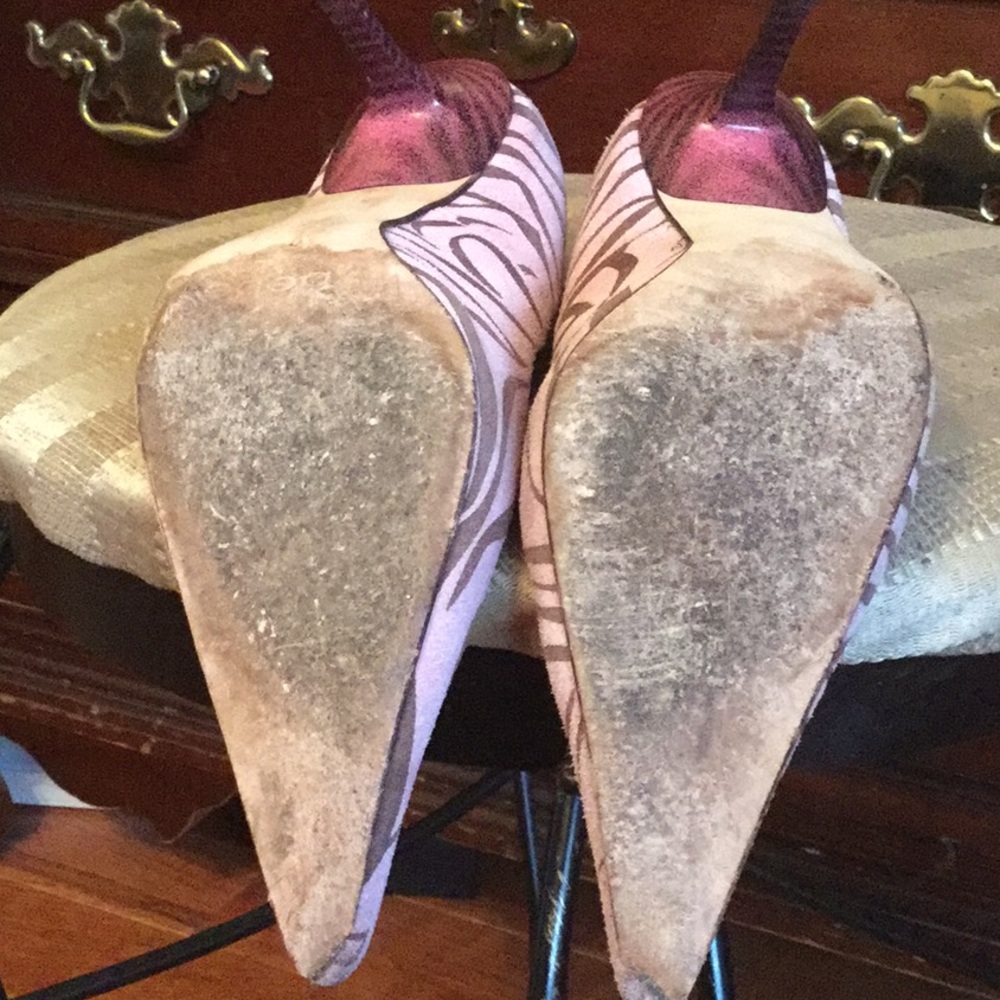 Pumps - Picture 3 of 3